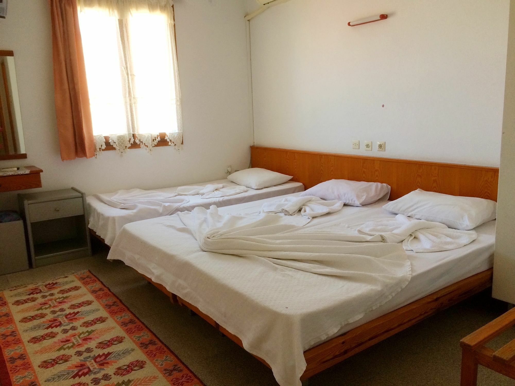 Parmis Rooms Çeşme エクステリア 写真